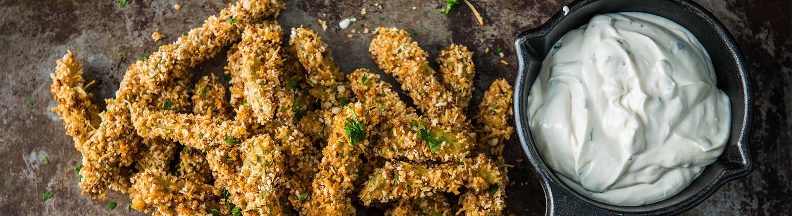 Traeger Recipe – Baked Pickles with Buttermilk Dip