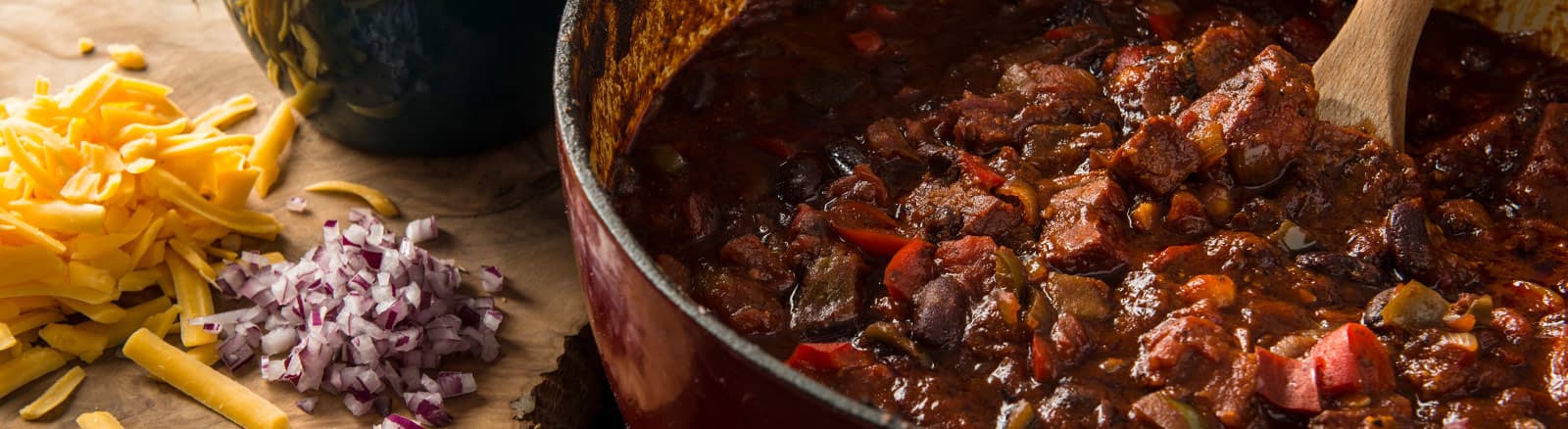 Traeger Recipes – Braised 5 Alarm Texas Chili