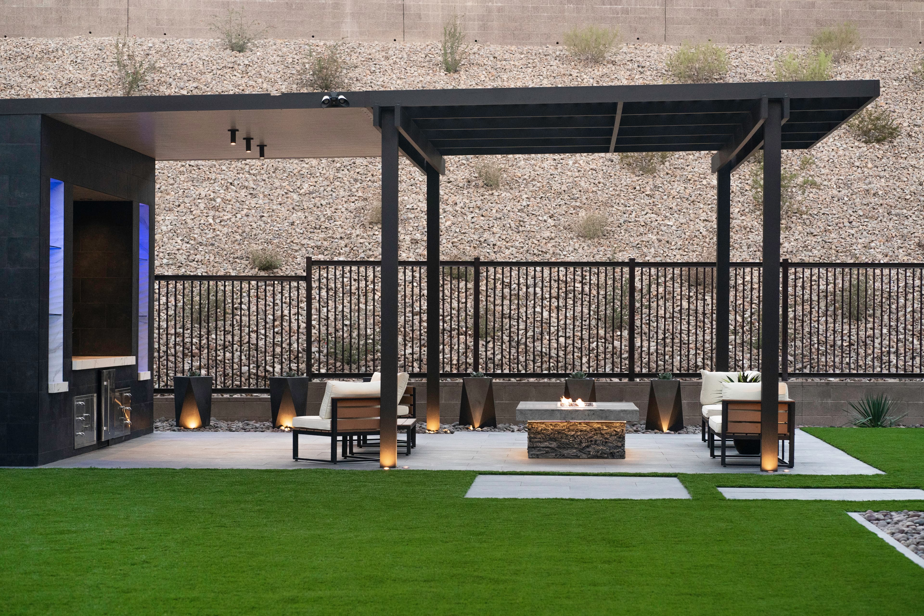PATIO COVER FEATURED  - Photo 4