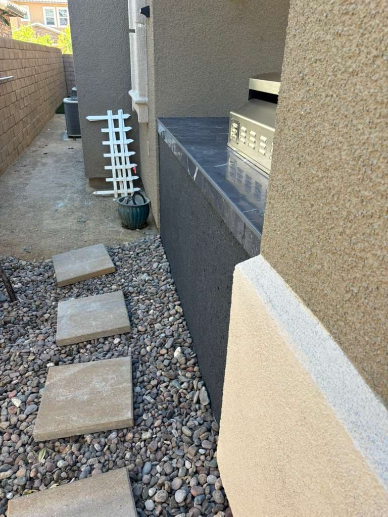 LINEAR/STRAIGHT  - Photo 4