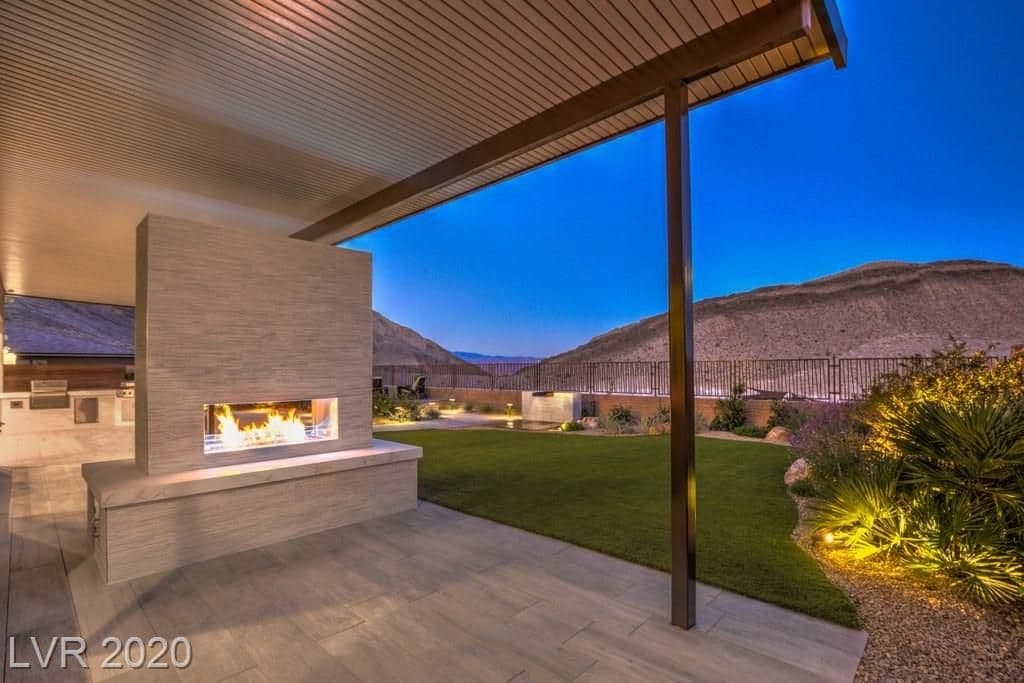 FIRE FEATURES  - Photo 80