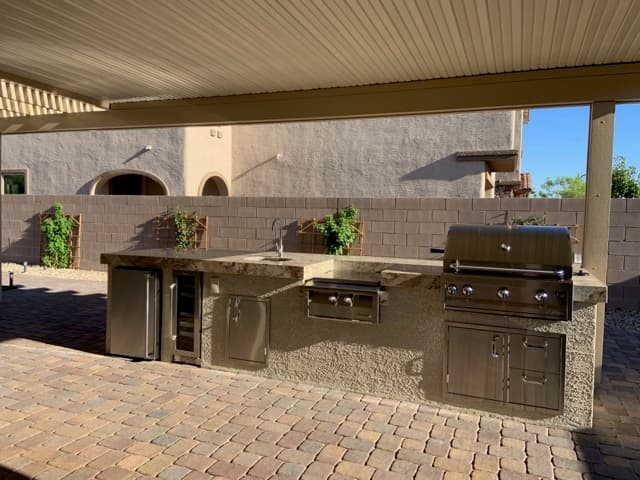 LINEAR/STRAIGHT  - Photo 137