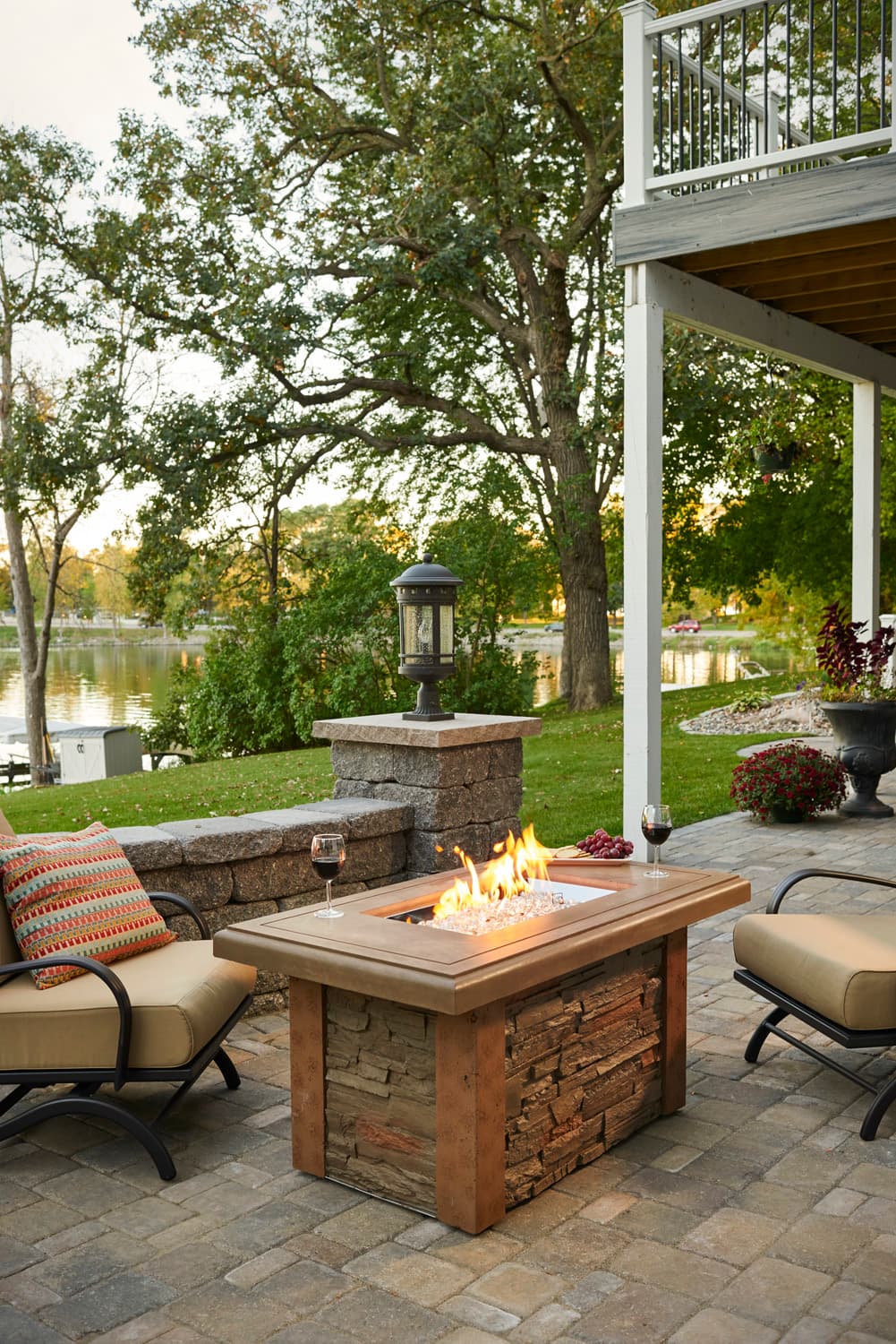 The Outdoor GreatRoom Company - Sierra Linear Gas Fire Pit Table