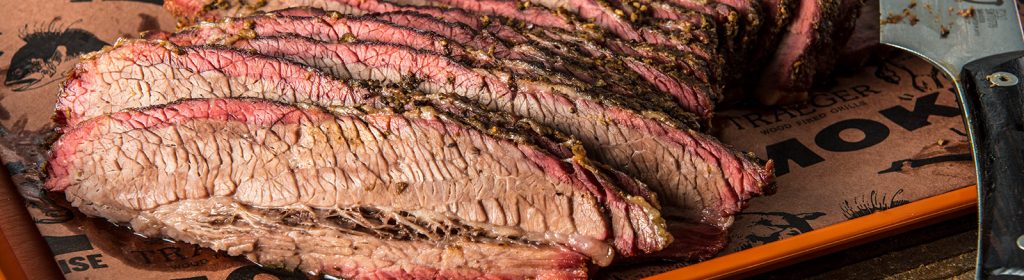 Traeger Recipe - Texas Style BBQ Brisket Scheiding Traeger Wood Pellet Grills