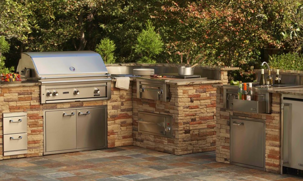 Lynx Professional Built-in Barbecue Grills - Outdoor Kitchens of Las Vegas, Nevada - BBQ Concepts